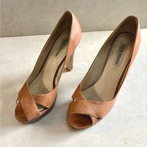 Steve Madden Tan Peep Toe Heels